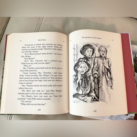Tom Sawyer The Call of the Wild Great Classics for Children Books - Picture 5 of 5